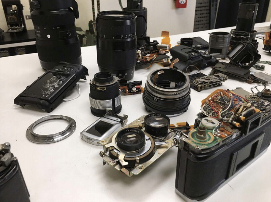 Illustration of Digital Camera Repair Service